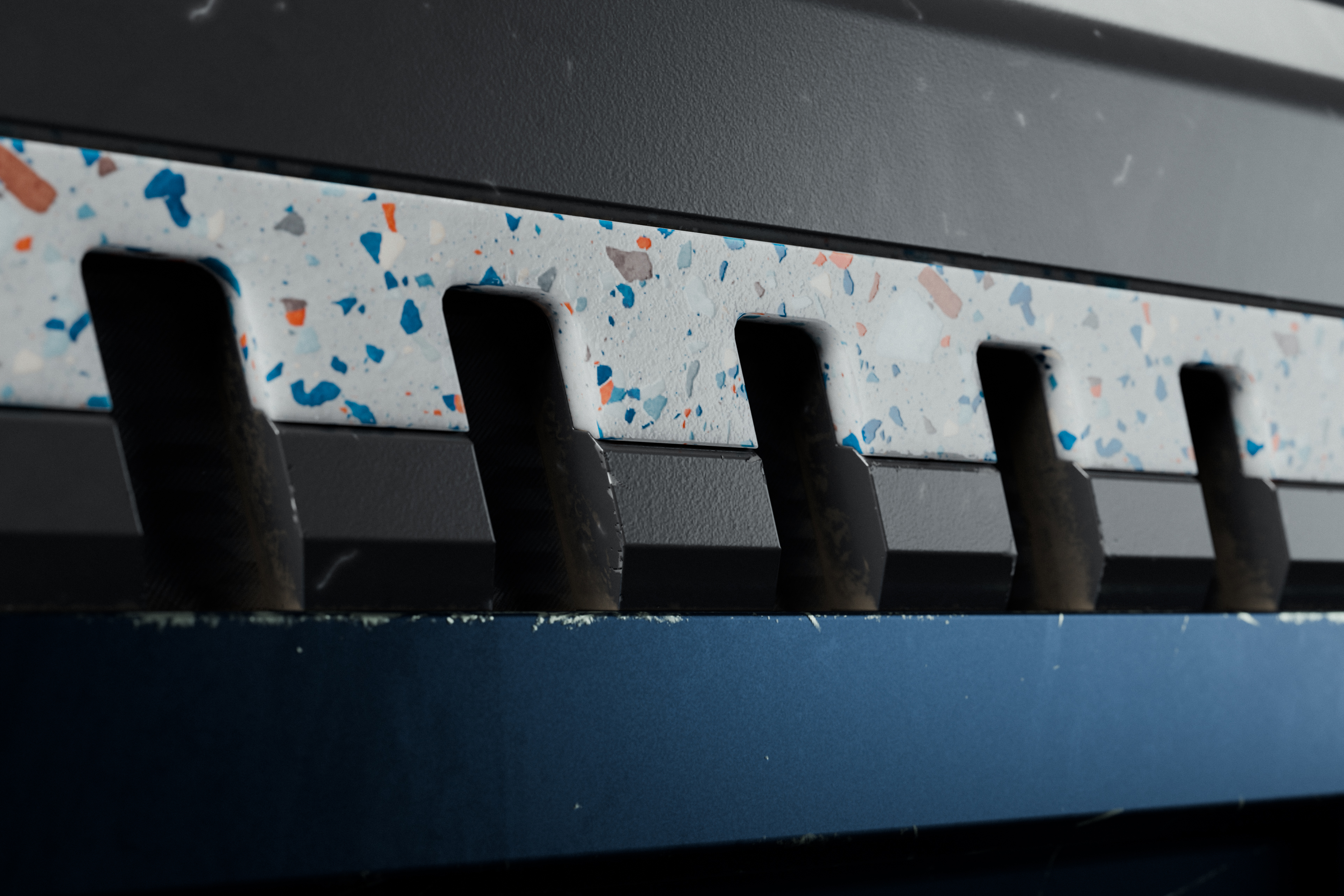 Enceladus Gun Detail - Side Plate